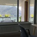 Lakeviewcabin - With View Lejlighed *